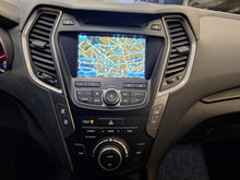 Load image into Gallery viewer, Hyundai Santa Fe 2.0 Diesel Manuelle 04 / 2014