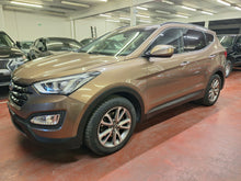 Load image into Gallery viewer, Hyundai Santa Fe 2.0 Diesel Manuelle 04 / 2014