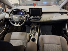 Charger l'image dans la galerie, Toyota Corolla 1.8 Hybride Automatique 01 / 2021