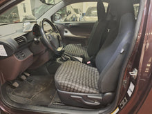 Load image into Gallery viewer, Toyota IQ 1.0 Essence Manuelle 09 / 2010