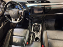 Afbeelding in Gallery-weergave laden, Toyota Hilux 2.4 Diesel Manuelle 03 / 2018