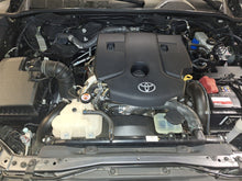 Load image into Gallery viewer, Toyota Hilux 2.4 Diesel 4x4 Manuelle 12 / 2016