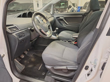 Afbeelding in Gallery-weergave laden, Toyota Verso 1.8 Essence Manuelle 05 / 2013