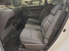 Afbeelding in Gallery-weergave laden, Toyota Verso 1.8 Essence Manuelle 05 / 2013