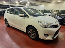 Afbeelding in Gallery-weergave laden, Toyota Verso 1.8 Essence Manuelle 05 / 2013