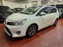 Afbeelding in Gallery-weergave laden, Toyota Verso 1.8 Essence Manuelle 05 / 2013