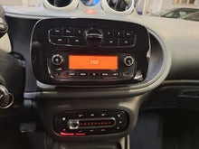 Load image into Gallery viewer, Smart Forfour 1.0 Essence Automatique 06 / 2019