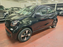 Load image into Gallery viewer, Smart Forfour 1.0 Essence Automatique 06 / 2019
