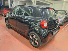 Load image into Gallery viewer, Smart Forfour 1.0 Essence Automatique 06 / 2019