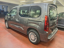 Load image into Gallery viewer, Toyota Proace City Verso 1.2 Essence Manuelle 03 / 2024