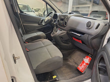 Charger l'image dans la galerie, Peugeot Partner 1.6 Diesel Manuelle 01 / 2017