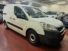 Charger l'image dans la galerie, Peugeot Partner 1.6 Diesel Manuelle 01 / 2017