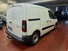 Charger l'image dans la galerie, Peugeot Partner 1.6 Diesel Manuelle 01 / 2017