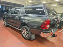 Load image into Gallery viewer, Toyota Hilux 2.4 Diesel Automatique 02 / 2018