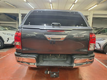 Load image into Gallery viewer, Toyota Hilux 2.4 Diesel Automatique 02 / 2018