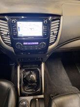 Afbeelding in Gallery-weergave laden, Mitsubishi L200 2.4 Diesel Manuelle 05 / 2019