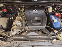 Afbeelding in Gallery-weergave laden, Mitsubishi L200 2.4 Diesel Manuelle 05 / 2019