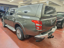 Afbeelding in Gallery-weergave laden, Mitsubishi L200 2.4 Diesel Manuelle 05 / 2019