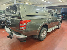 Afbeelding in Gallery-weergave laden, Mitsubishi L200 2.4 Diesel Manuelle 05 / 2019