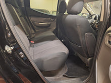 Load image into Gallery viewer, Mitsubishi L200 2.4 Diesel Automatique 01 / 2016
