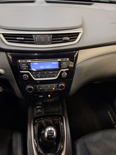 Charger l'image dans la galerie, Nissan X-Trail 1.6 Essence Manuelle 05 / 2017