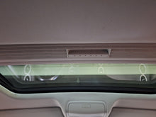 Charger l'image dans la galerie, Volkswagen Golf Plus 1.2 Essence Manuelle 10 / 2013