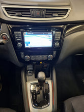 Load image into Gallery viewer, Nissan Qashqai 1.2 Essence Automatique 02 / 2017