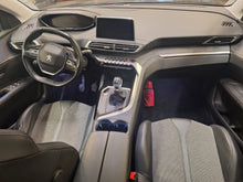 Load image into Gallery viewer, Peugeot 3008 1.2 Essence Manuelle 09 / 2019