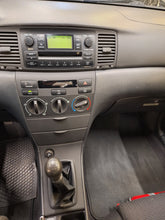 Charger l'image dans la galerie, Toyota Corolla 1.4 Essence Manuelle 10 / 2005