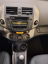 Charger l'image dans la galerie, Toyota Rav4 2.2 Diesel Manuelle 10 / 2010
