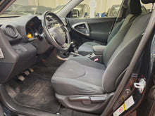 Charger l'image dans la galerie, Toyota Rav4 2.2 Diesel Manuelle 10 / 2010