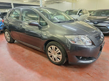 Charger l'image dans la galerie, Toyota Auris 1.4 Essence Manuelle 08 / 2007
