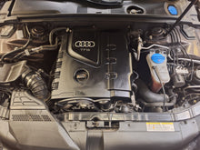 Charger l'image dans la galerie, Audi A5 Coupé 2.0 Essence Manuelle 01 / 2011