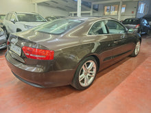 Charger l'image dans la galerie, Audi A5 Coupé 2.0 Essence Manuelle 01 / 2011