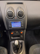 Charger l'image dans la galerie, Nissan Qashqai 1.6 Essence Manuelle 01 / 2011