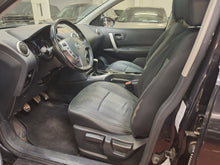 Charger l'image dans la galerie, Nissan Qashqai 1.6 Essence Manuelle 01 / 2011