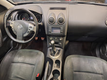 Charger l'image dans la galerie, Nissan Qashqai 1.6 Essence Manuelle 01 / 2011