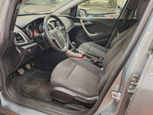 Charger l'image dans la galerie, Opel Astra 1.7 Diesel Manuelle 08 / 2011 - Export