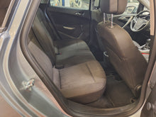 Charger l'image dans la galerie, Opel Astra 1.7 Diesel Manuelle 08 / 2011 - Export