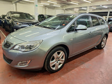 Charger l'image dans la galerie, Opel Astra 1.7 Diesel Manuelle 08 / 2011 - Export