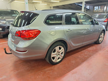 Charger l'image dans la galerie, Opel Astra 1.7 Diesel Manuelle 08 / 2011 - Export