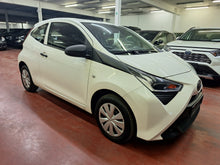 Charger l'image dans la galerie, Toyota Aygo 1.0 Essence Manuelle 08 / 2019
