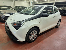 Charger l'image dans la galerie, Toyota Aygo 1.0 Essence Manuelle 08 / 2019
