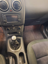 Charger l'image dans la galerie, Nissan Qashqai +2 1.6 Diesel Manuelle 10 / 2012