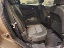 Charger l'image dans la galerie, Nissan Qashqai +2 1.6 Diesel Manuelle 10 / 2012