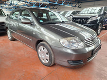 Afbeelding in Gallery-weergave laden, Toyota Corolla 1.4 Essence Manuelle 10 / 2005