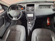 Load image into Gallery viewer, Dacia Duster 1.2 Essence Manuelle 01 / 2015