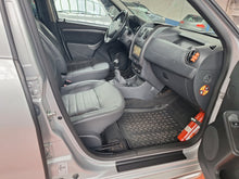 Load image into Gallery viewer, Dacia Duster 1.2 Essence Manuelle 01 / 2015