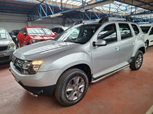Load image into Gallery viewer, Dacia Duster 1.2 Essence Manuelle 01 / 2015