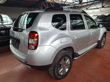 Load image into Gallery viewer, Dacia Duster 1.2 Essence Manuelle 01 / 2015
